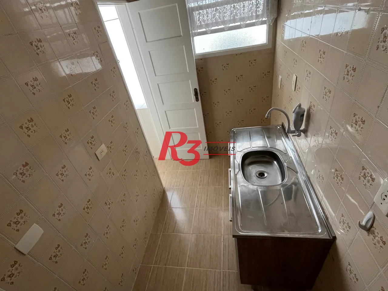 Kitnet com 1 dormitório para alugar, 40 m² por R$ 3.000,00/mês - Boqueirão - Santos/SP