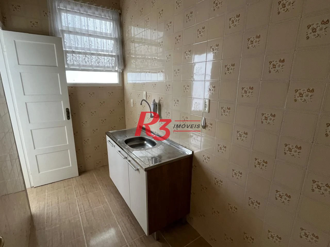 Kitnet com 1 dormitório para alugar, 40 m² por R$ 3.000,00/mês - Boqueirão - Santos/SP