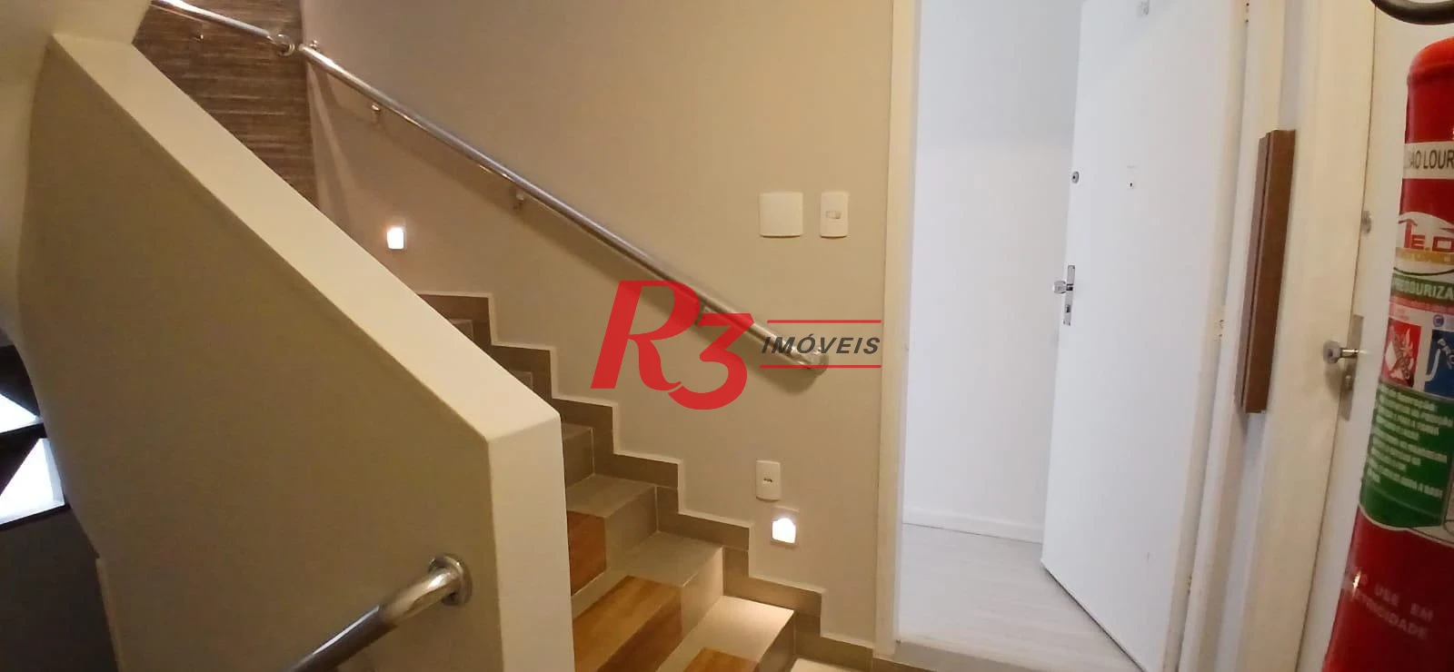 Apartamento com 2 dormitórios para alugar, 70 m² por R$ 4.294,00/mês - Embaré - Santos/SP