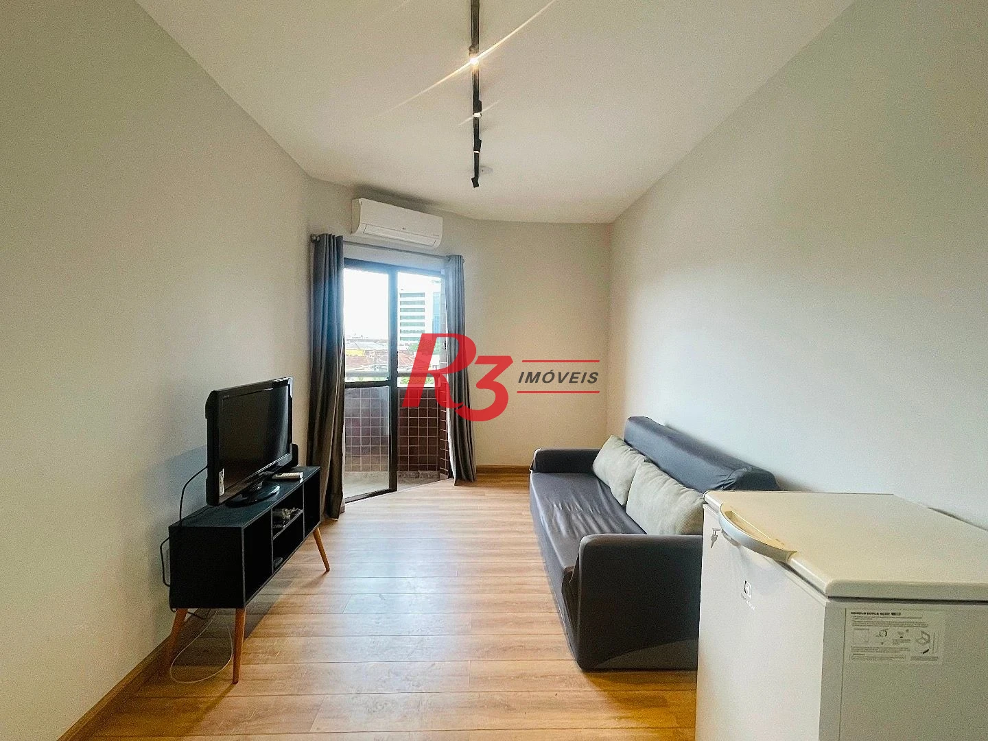 Apartamento com 1 dormitório para alugar, 51 m² por R$ 3.200,00/mês - Vila Matias - Santos/SP