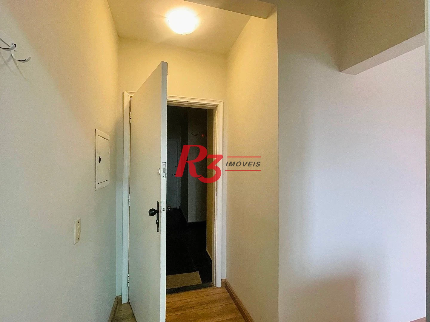 Apartamento com 1 dormitório para alugar, 51 m² por R$ 3.200,00/mês - Vila Matias - Santos/SP