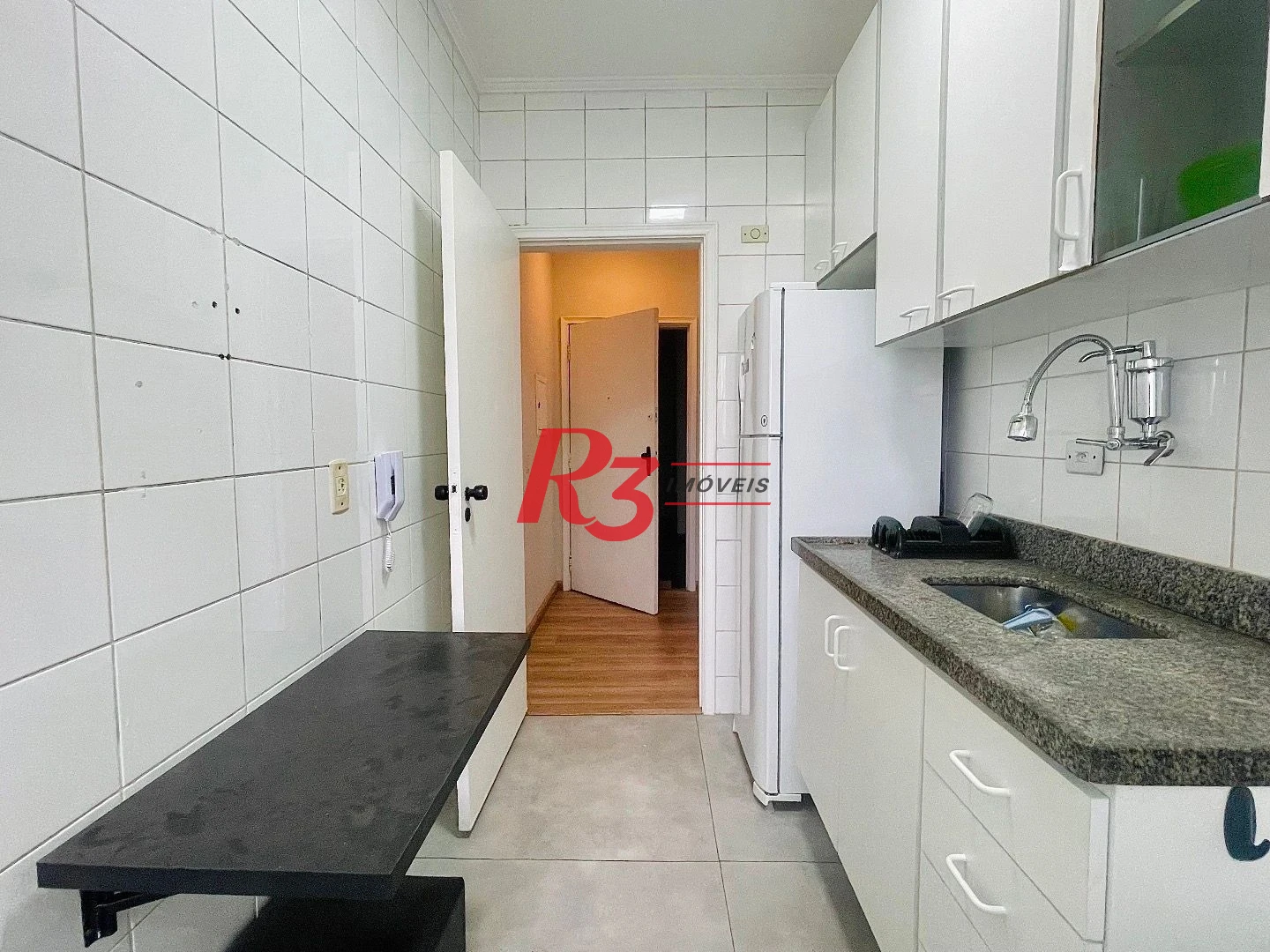 Apartamento com 1 dormitório para alugar, 51 m² por R$ 3.200,00/mês - Vila Matias - Santos/SP