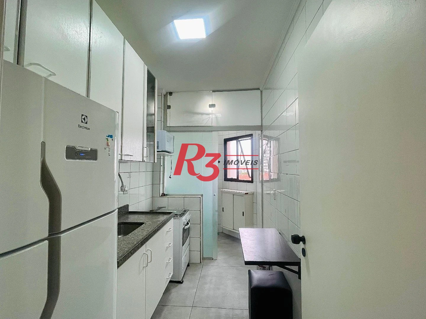 Apartamento com 1 dormitório para alugar, 51 m² por R$ 3.200,00/mês - Vila Matias - Santos/SP