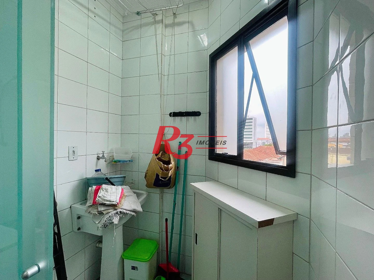 Apartamento com 1 dormitório para alugar, 51 m² por R$ 3.200,00/mês - Vila Matias - Santos/SP