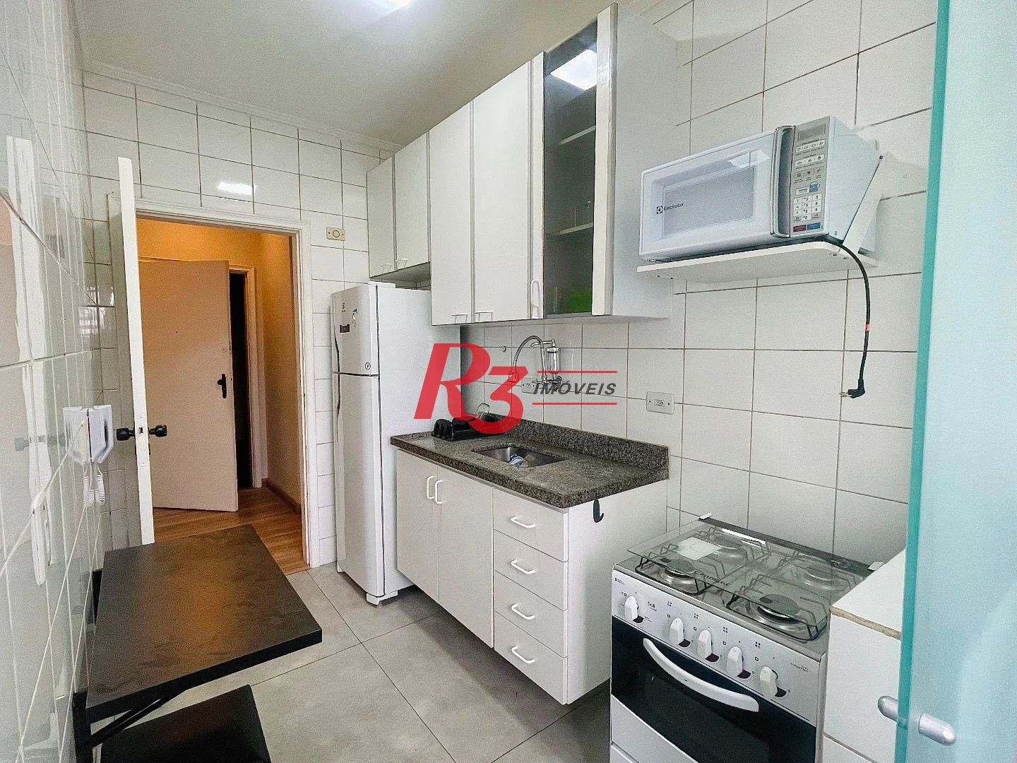 Apartamento com 1 dormitório para alugar, 51 m² por R$ 3.200,00/mês - Vila Matias - Santos/SP