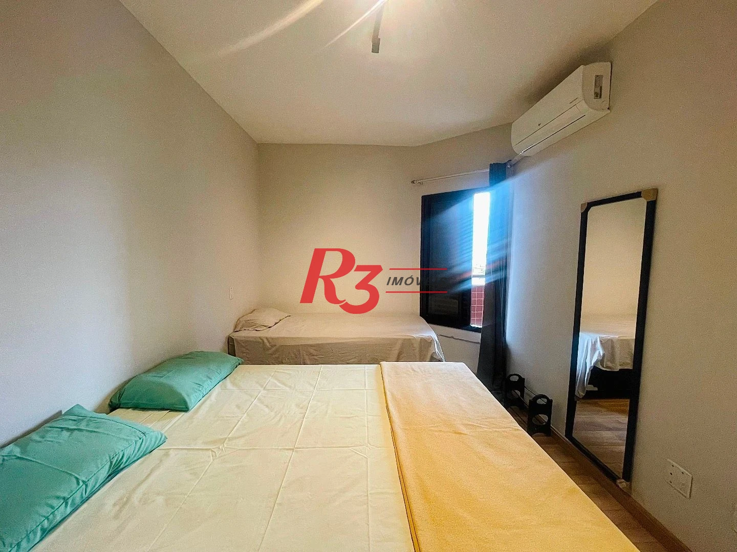 Apartamento com 1 dormitório para alugar, 51 m² por R$ 3.200,00/mês - Vila Matias - Santos/SP