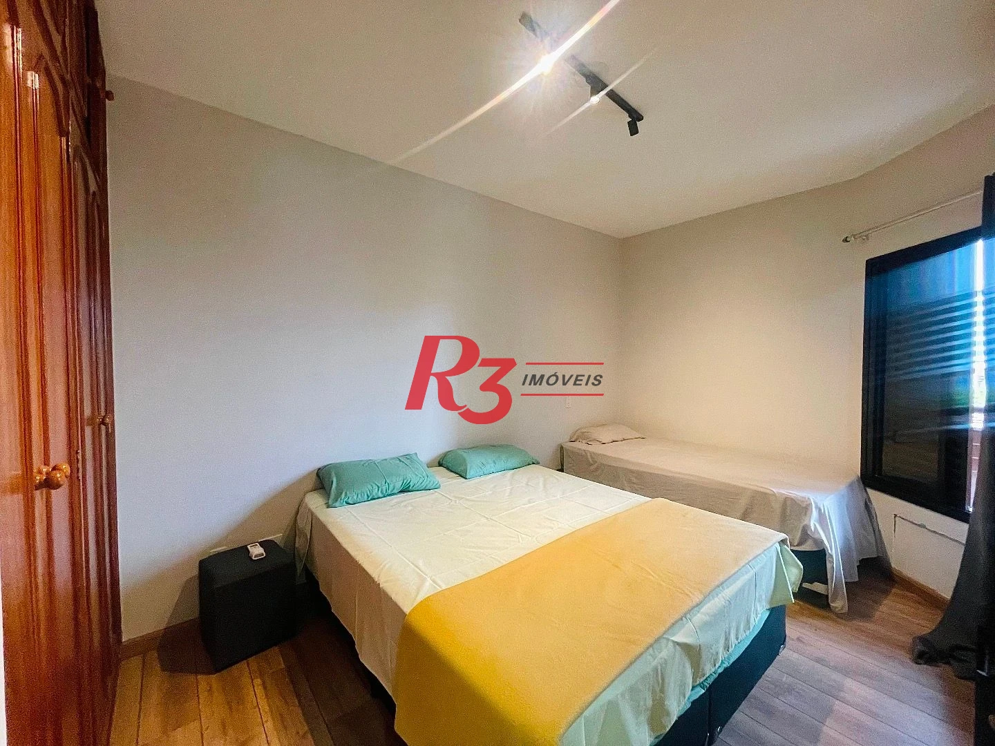 Apartamento com 1 dormitório para alugar, 51 m² por R$ 3.200,00/mês - Vila Matias - Santos/SP