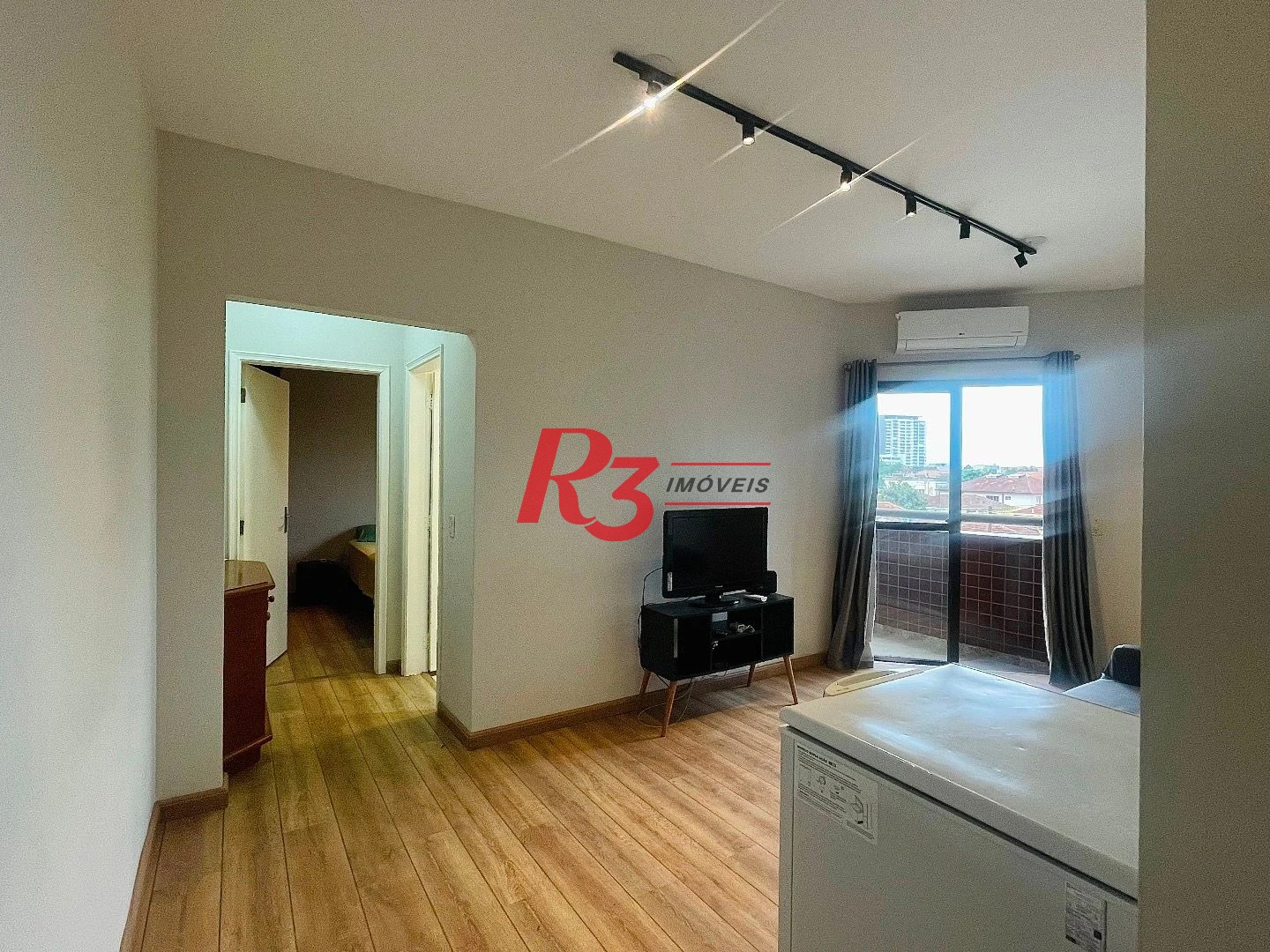 Apartamento com 1 dormitório para alugar, 51 m² por R$ 3.200,00/mês - Vila Matias - Santos/SP
