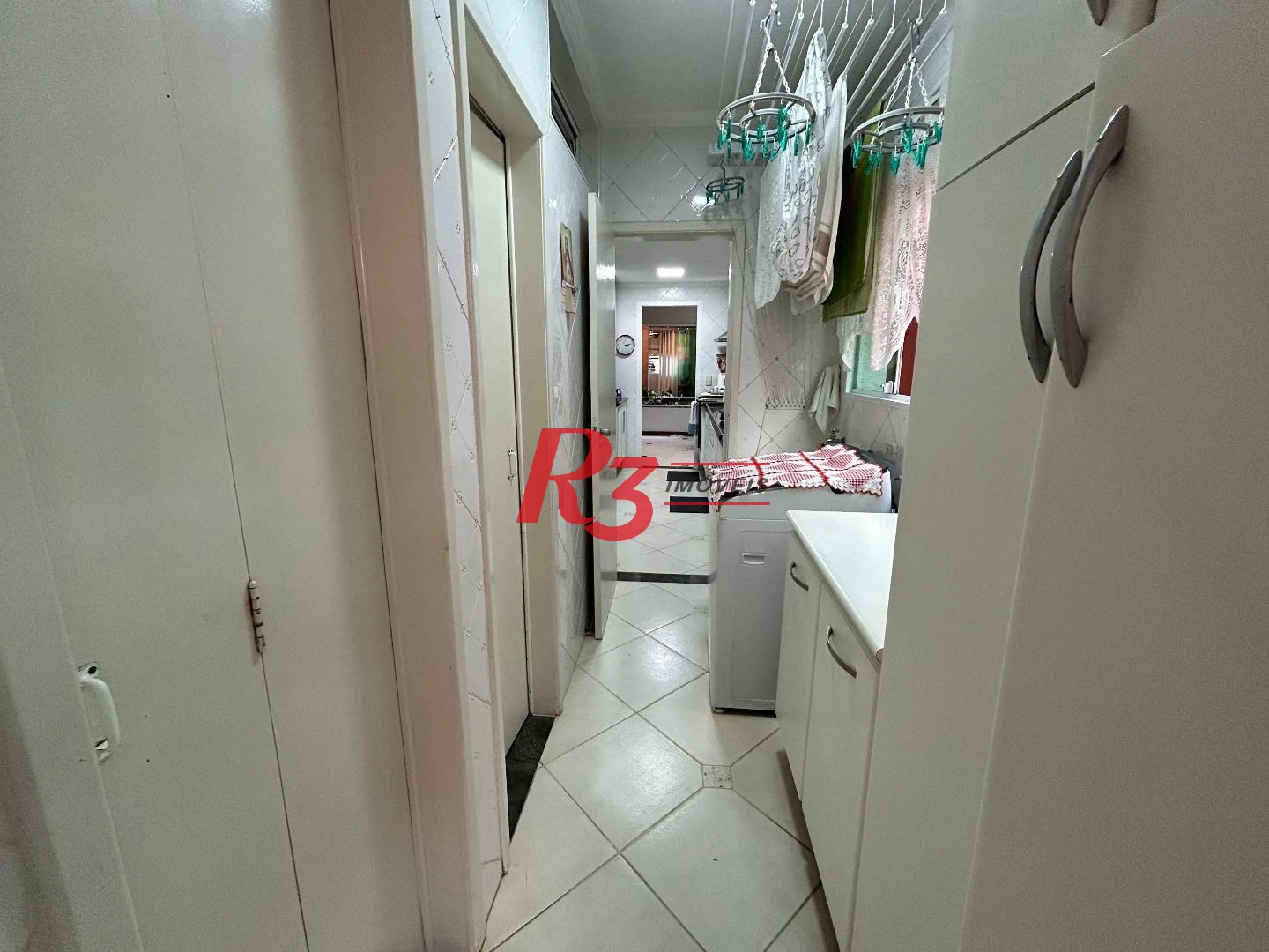 Sobrado com 4 dormitórios à venda, 180 m² por R$ 1.300.000,00 - Aparecida - Santos/SP