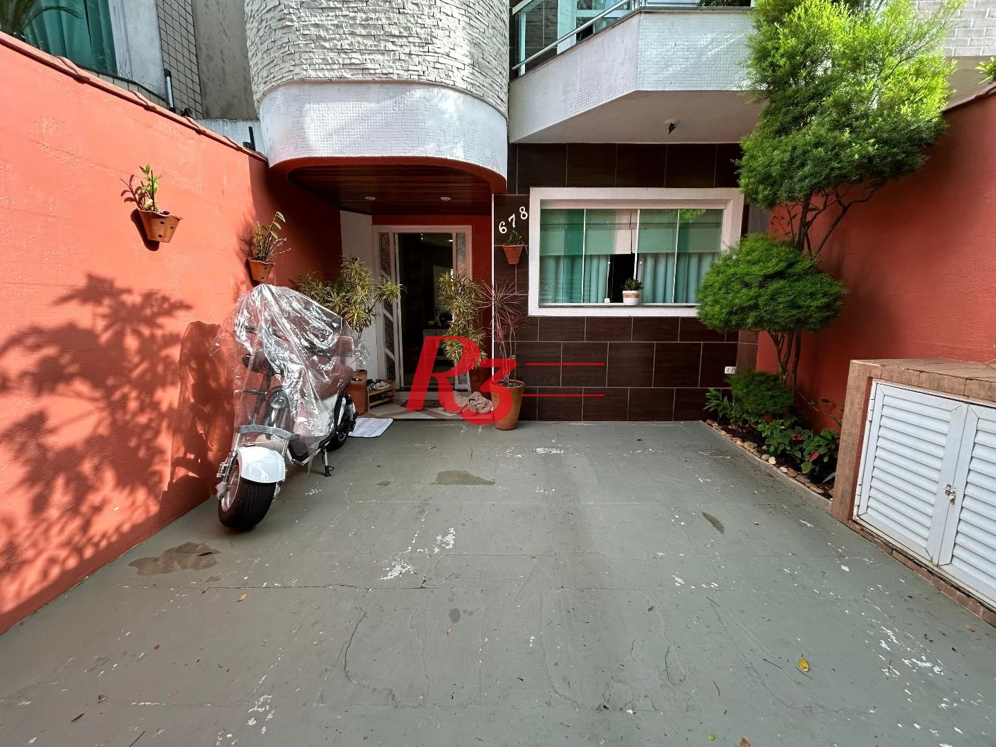Sobrado com 4 dormitórios à venda, 180 m² por R$ 1.300.000,00 - Aparecida - Santos/SP