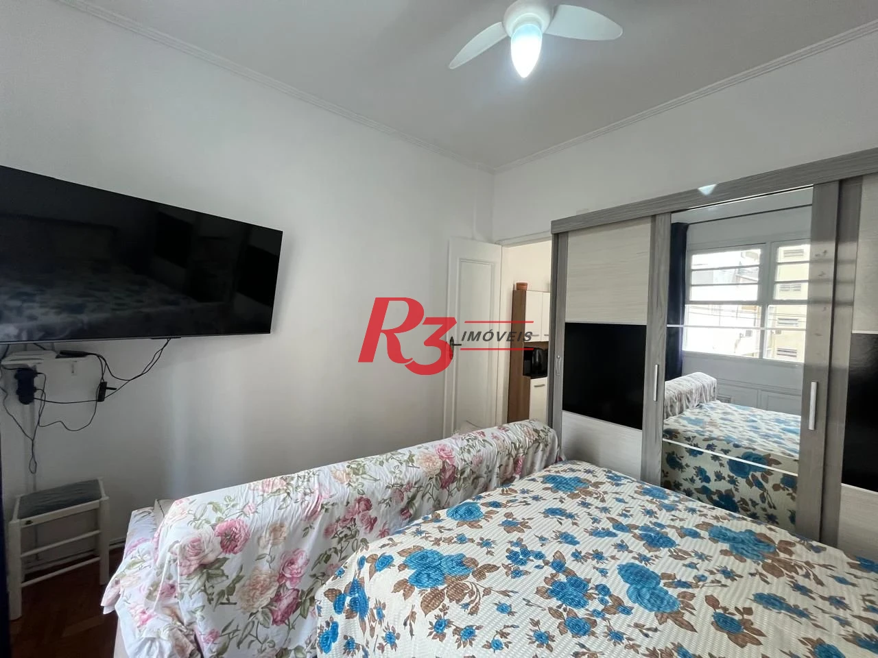 Apartamento com 1 dormitório para alugar, 42 m² por R$ 3.700,02/mês - Boqueirão - Santos/SP