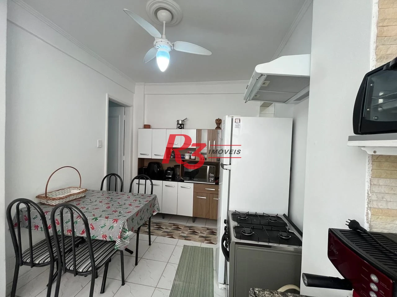 Apartamento com 1 dormitório para alugar, 42 m² por R$ 3.700,02/mês - Boqueirão - Santos/SP