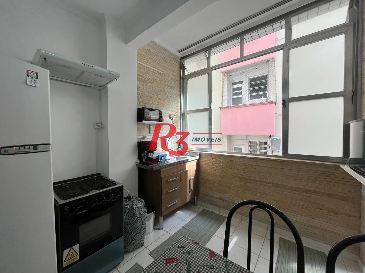 Apartamento com 1 dormitório para alugar, 42 m² por R$ 3.700,02/mês - Boqueirão - Santos/SP