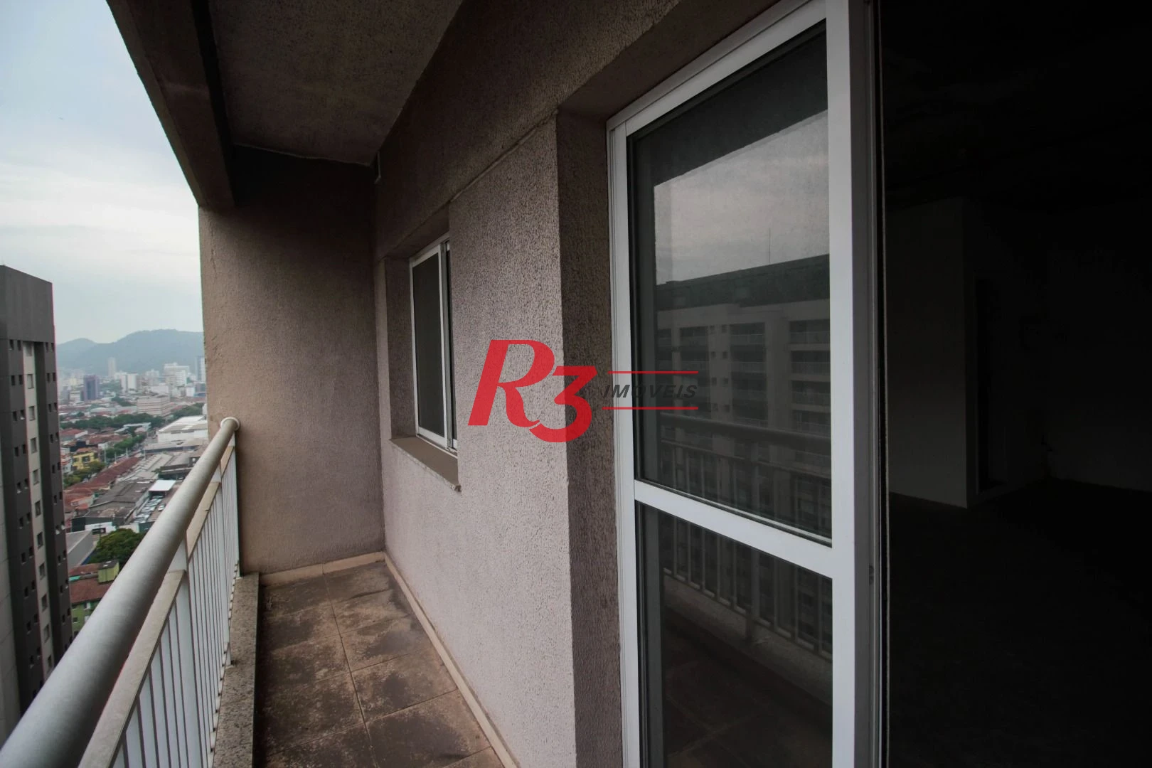 Sala à venda, 42 m² por R$ 220.000,00 - Vila Matias - Santos/SP