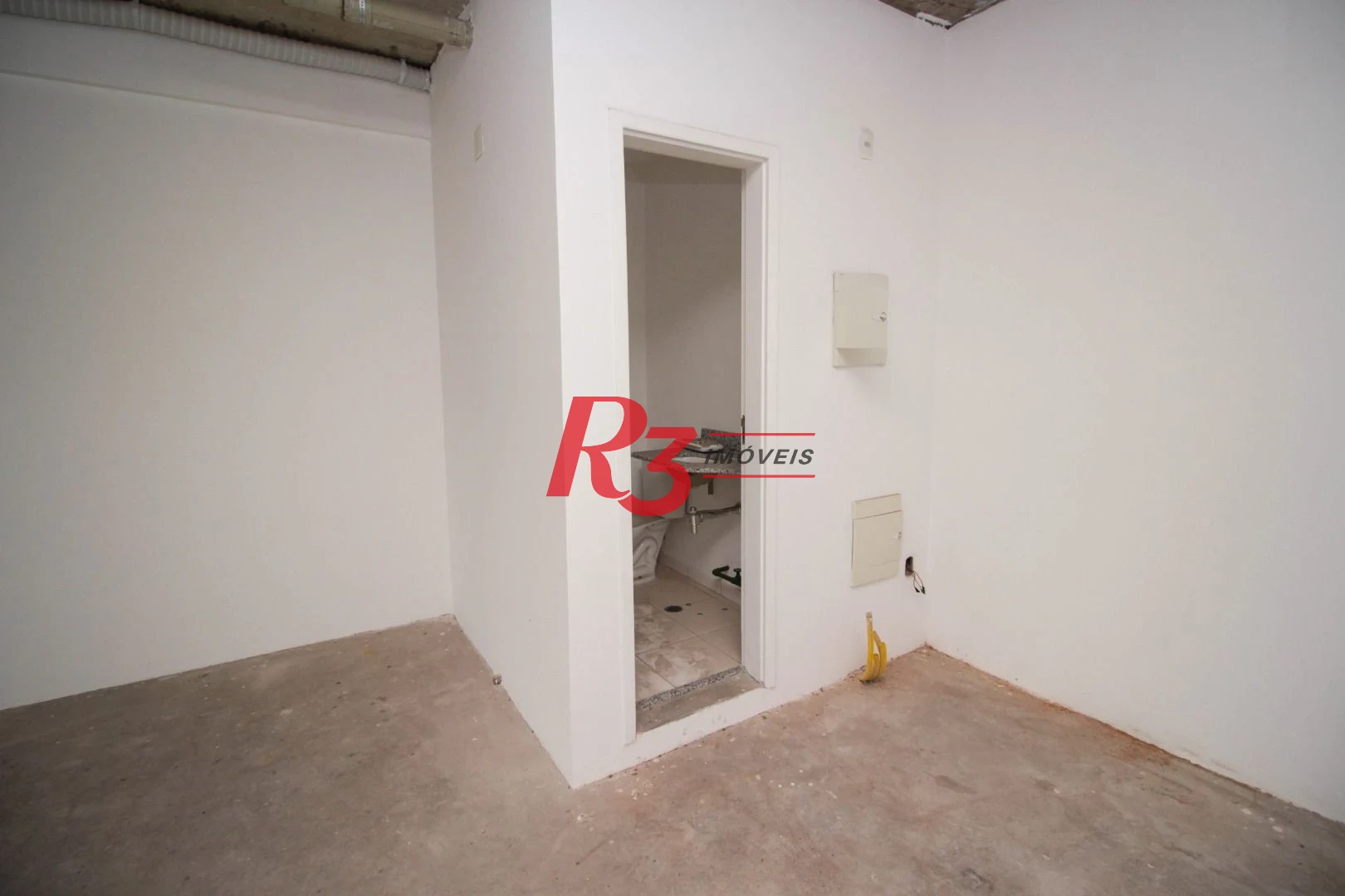 Sala à venda, 42 m² por R$ 220.000,00 - Vila Matias - Santos/SP