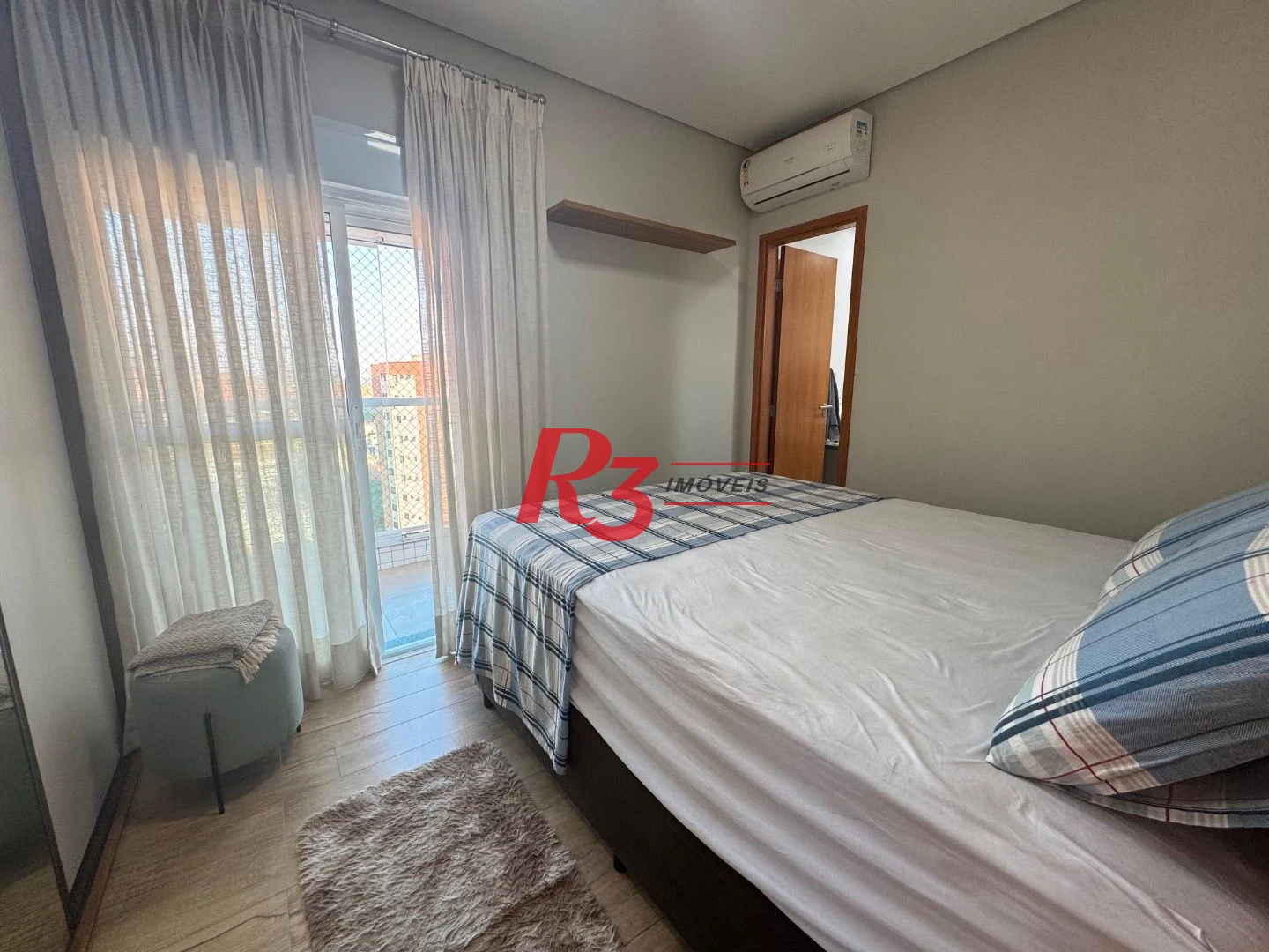 Apartamento com 2 dormitórios à venda, 73 m² por R$ 760.000,00 - Ponta da Praia - Santos/SP