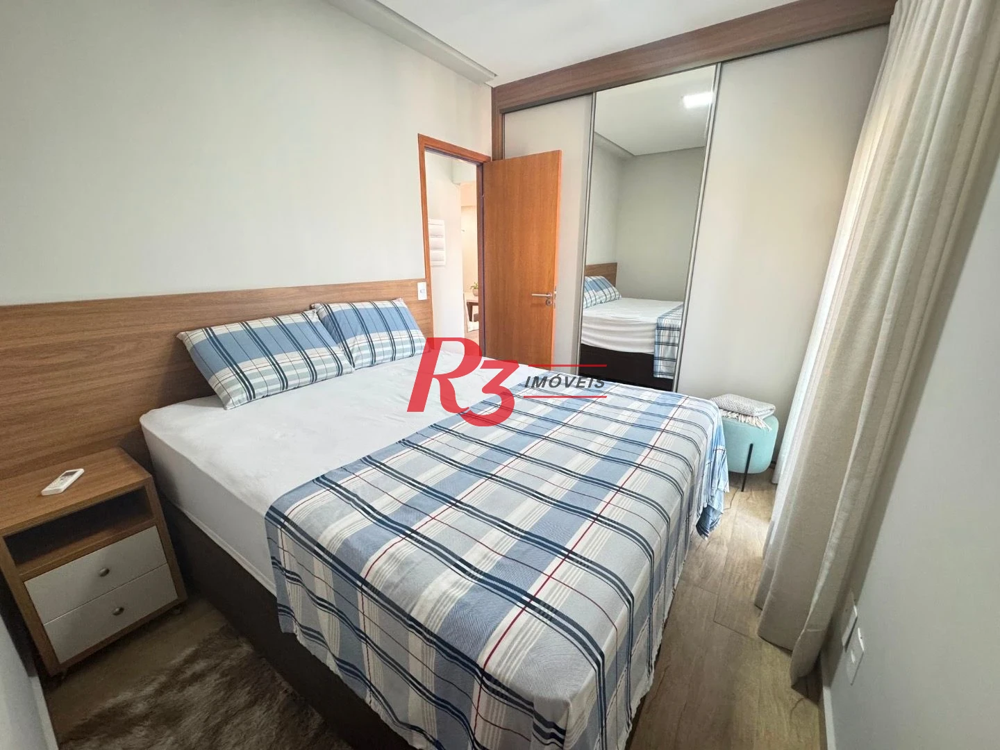 Apartamento com 2 dormitórios à venda, 73 m² por R$ 760.000,00 - Ponta da Praia - Santos/SP