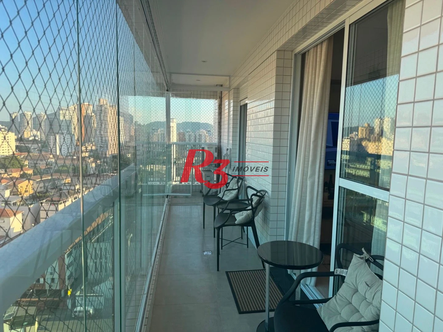 Apartamento com 2 dormitórios à venda, 73 m² por R$ 760.000,00 - Ponta da Praia - Santos/SP