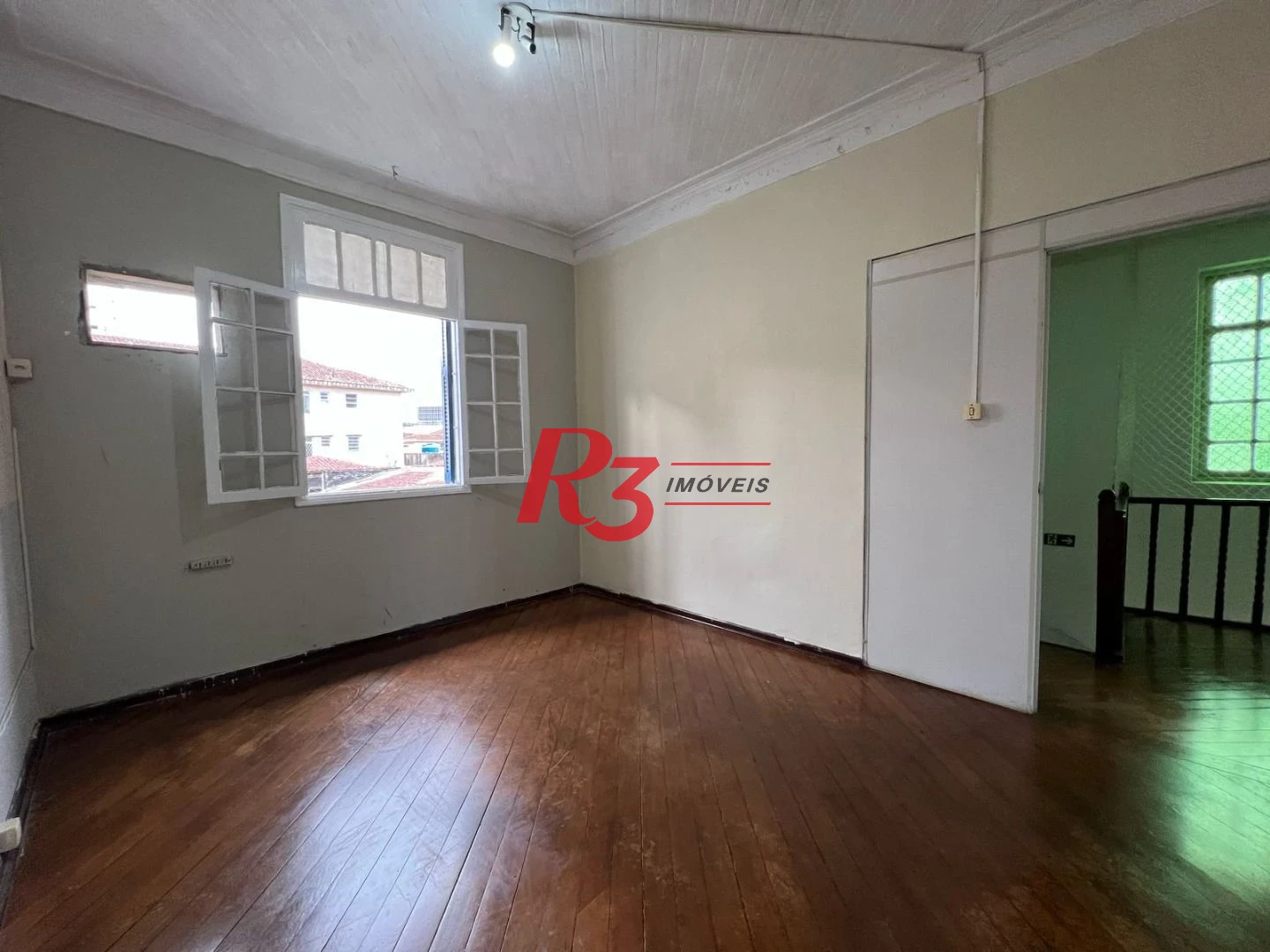 Sobrado com 3 dormitórios para alugar, 301 m² por R$ 8.592,00/mês - Vila Belmiro - Santos/SP
