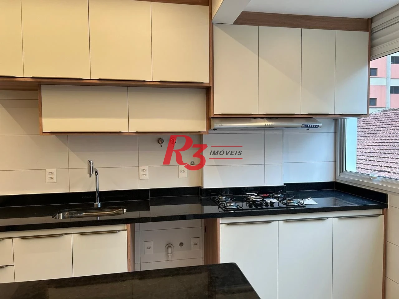 Apartamento com 4 quartos para alugar, 130 m² por R$ 7.700/mês - Embaré - Santos/SP