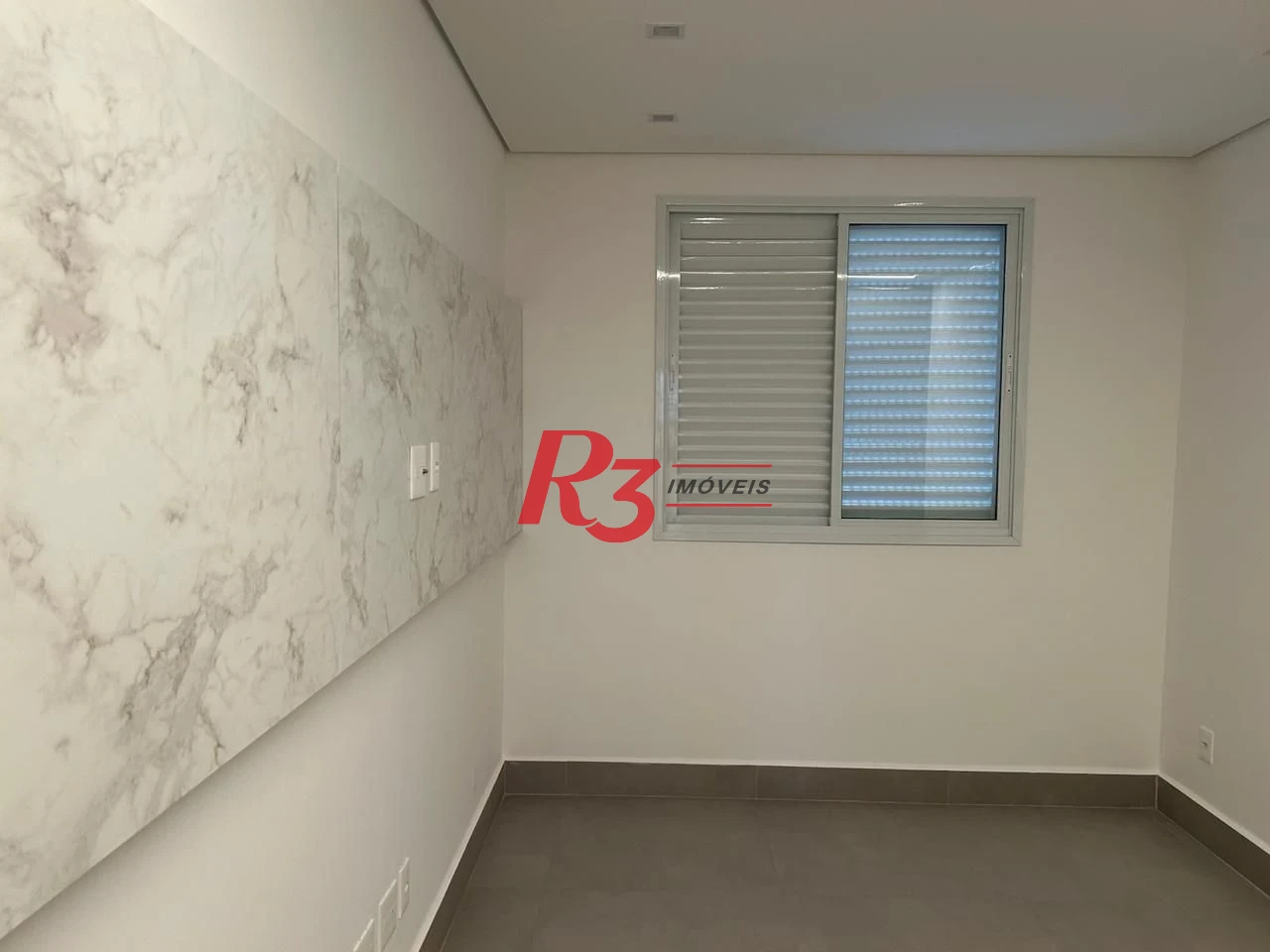 Apartamento com 4 quartos para alugar, 130 m² por R$ 7.700/mês - Embaré - Santos/SP