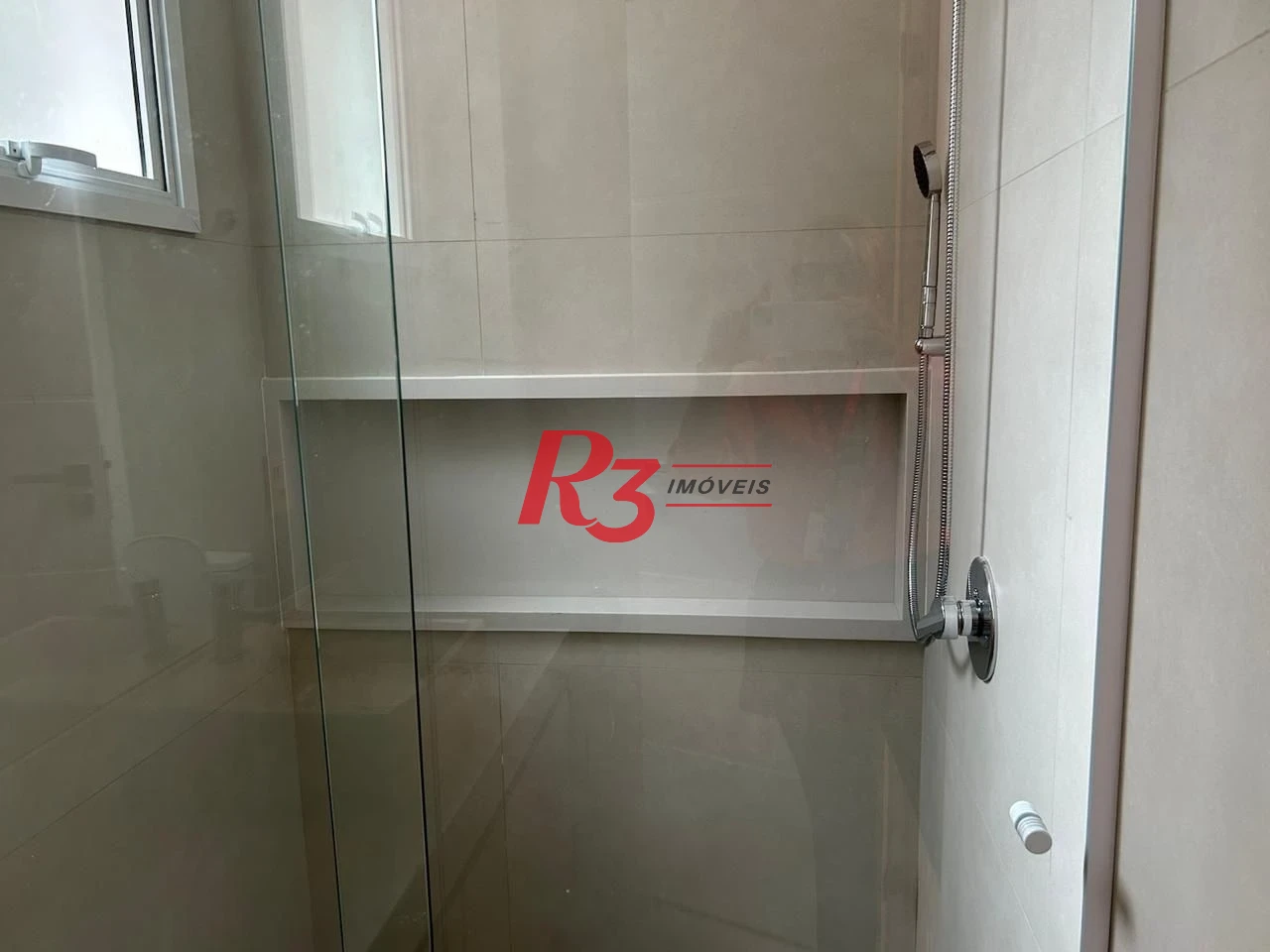Apartamento com 4 quartos para alugar, 130 m² por R$ 7.700/mês - Embaré - Santos/SP