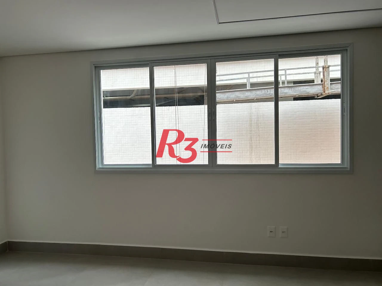 Apartamento com 4 quartos para alugar, 130 m² por R$ 7.700/mês - Embaré - Santos/SP