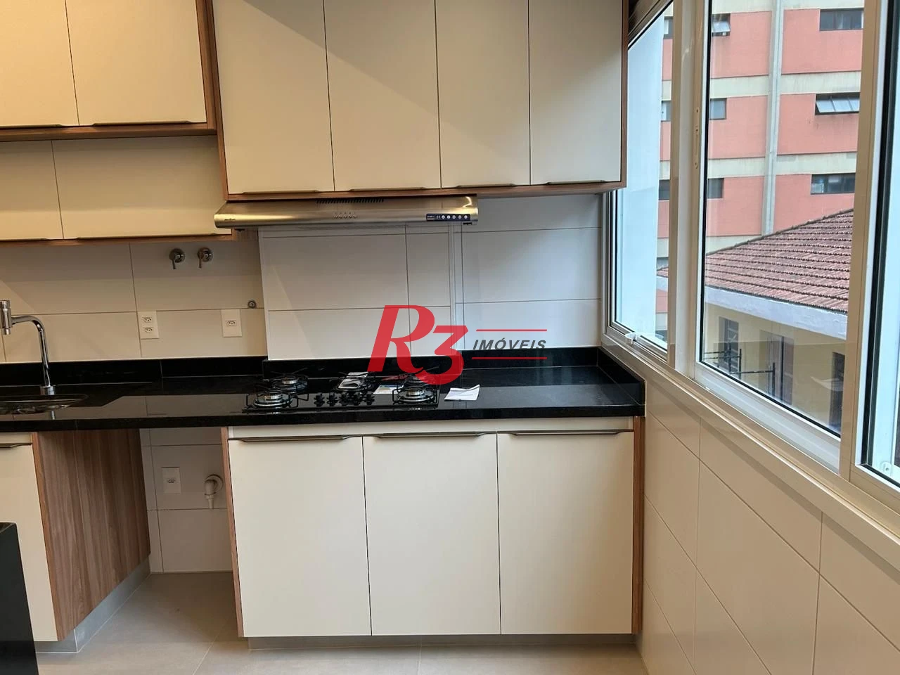 Apartamento com 4 quartos para alugar, 130 m² por R$ 7.700/mês - Embaré - Santos/SP