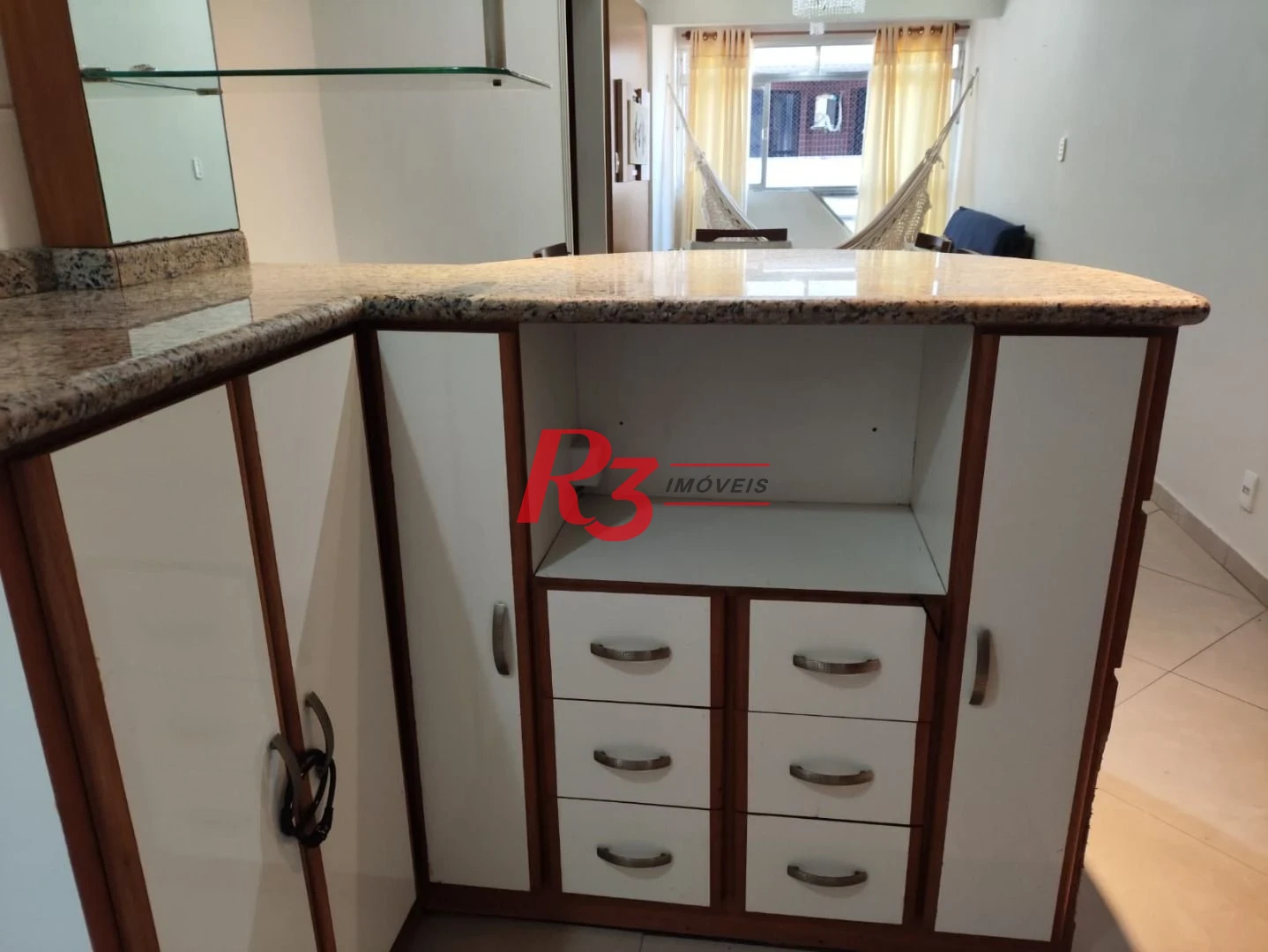 Apartamento com 2 dormitórios para alugar, 70 m² por R$ 3.800,00/mês - Encruzilhada - Santos/SP
