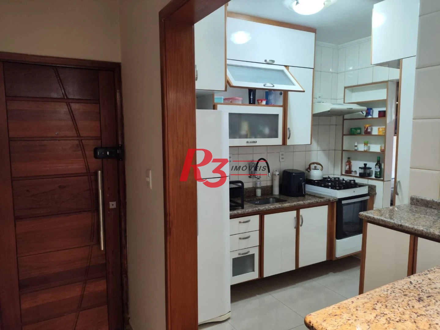 Apartamento com 2 dormitórios para alugar, 70 m² por R$ 3.800,00/mês - Encruzilhada - Santos/SP