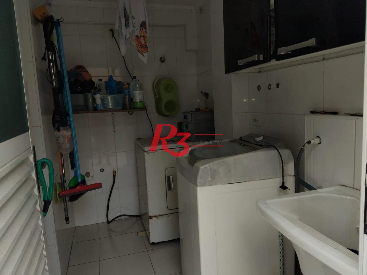 Apartamento com 3 dormitórios à venda, 90 m² por R$ 580.000,00 - Embaré - Santos/SP