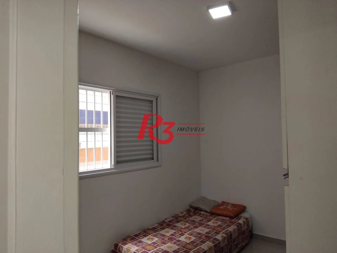 Apartamento com 3 dormitórios à venda, 90 m² por R$ 580.000,00 - Embaré - Santos/SP