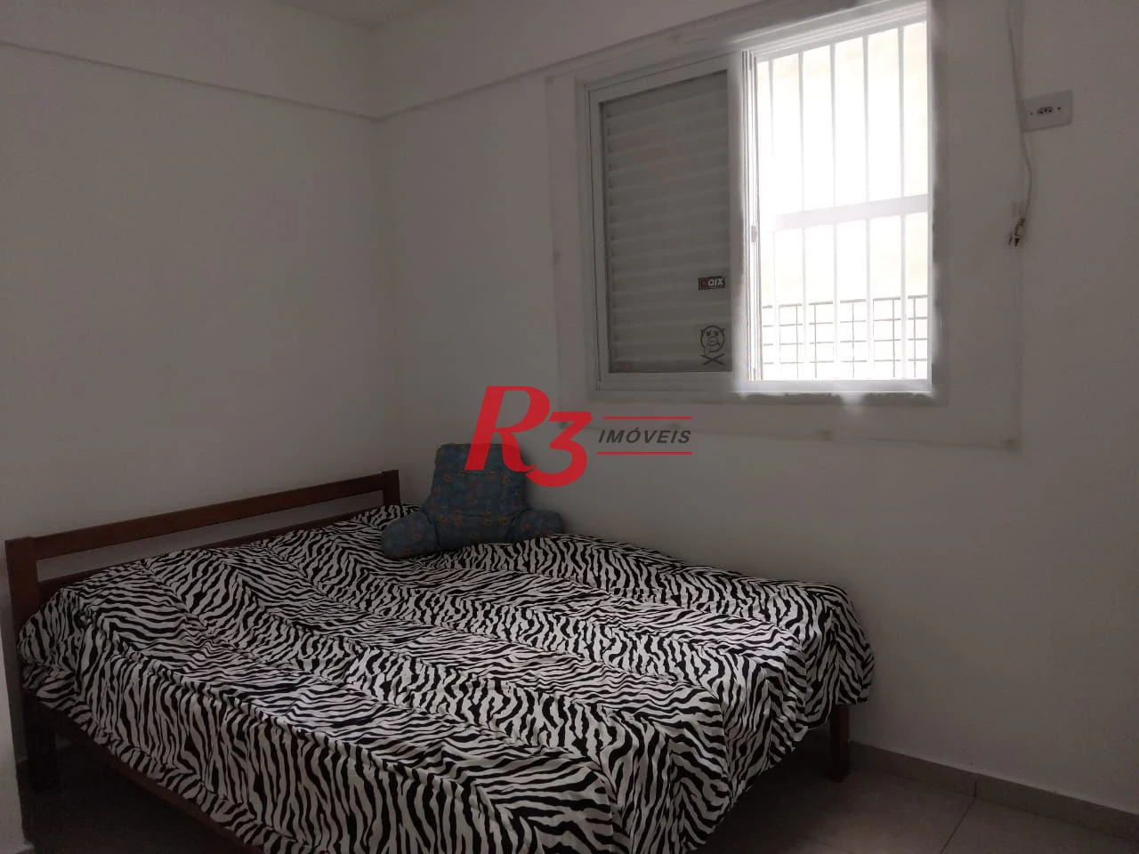 Apartamento com 3 dormitórios à venda, 90 m² por R$ 580.000,00 - Embaré - Santos/SP