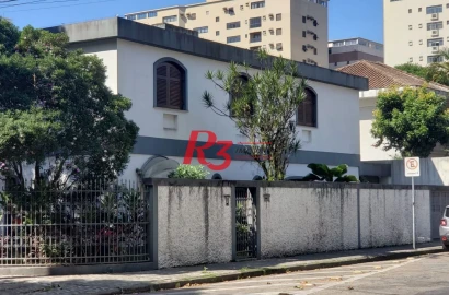 Sobrado com 3 dormitórios à venda, 198 m² por R$ 1.999.000,00 - Ponta da Praia - Santos/SP