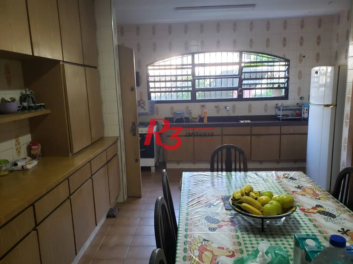 Sobrado com 3 dormitórios à venda, 198 m² por R$ 1.999.000,00 - Ponta da Praia - Santos/SP