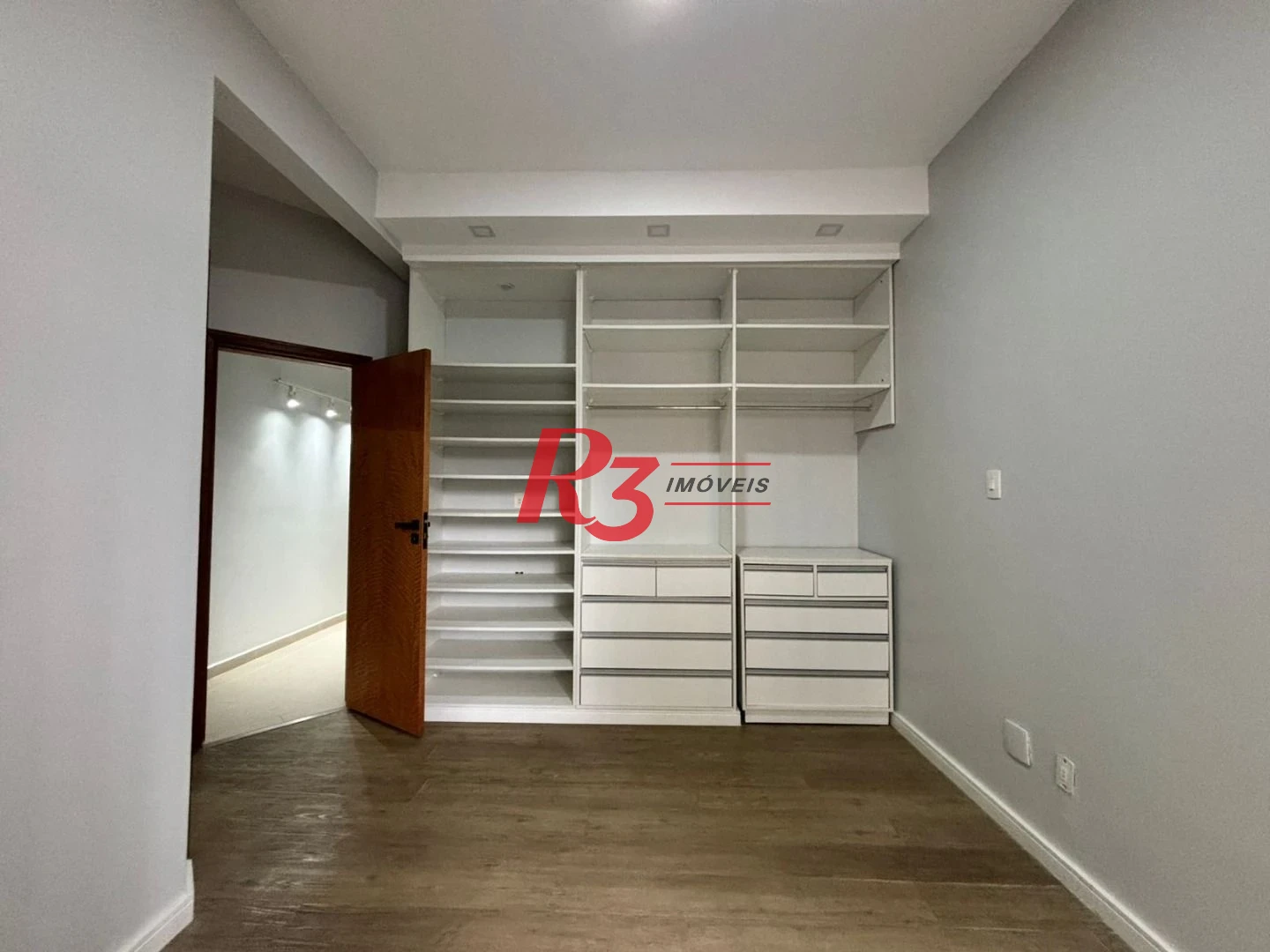 Apartamento com 4 dormitórios, 202 m² - venda por R$ 1.400.000,00 ou aluguel por R$ 9.760,00/mês - Pompéia - Santos/SP