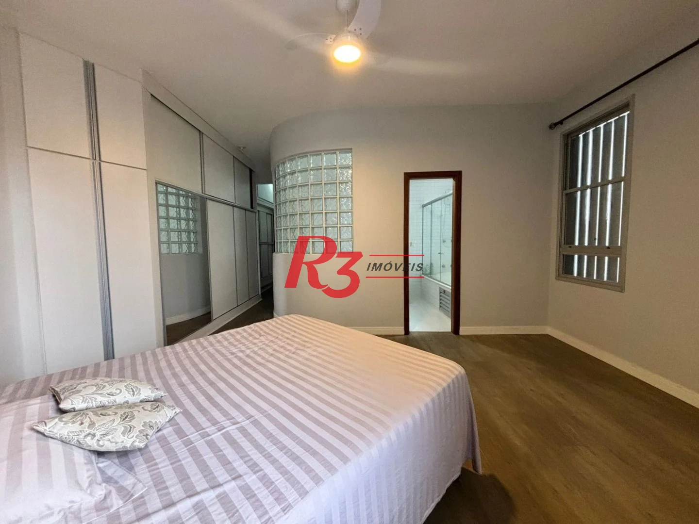 Apartamento com 4 dormitórios, 202 m² - venda por R$ 1.400.000,00 ou aluguel por R$ 9.760,00/mês - Pompéia - Santos/SP