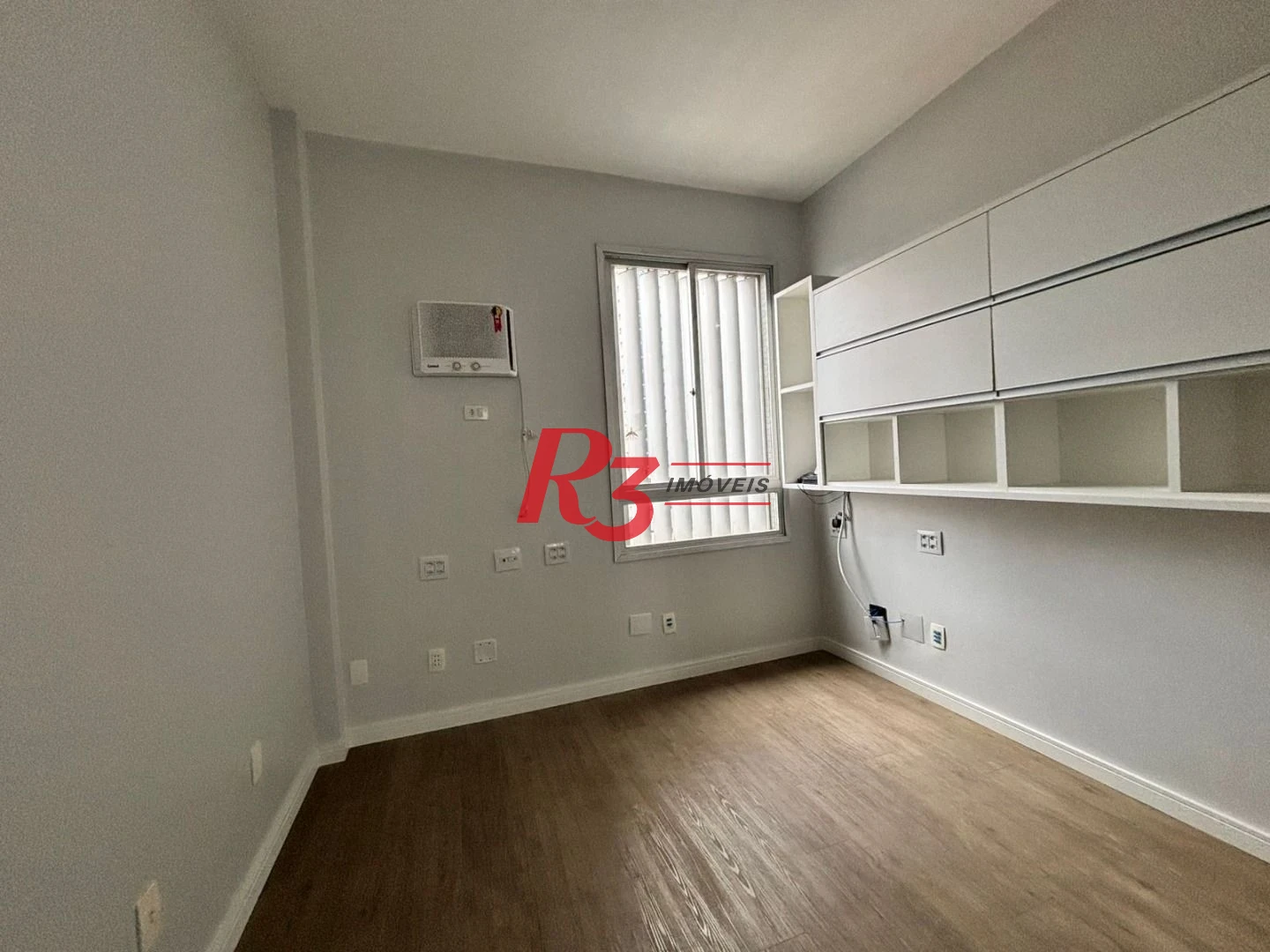 Apartamento com 4 dormitórios, 202 m² - venda por R$ 1.400.000,00 ou aluguel por R$ 9.760,00/mês - Pompéia - Santos/SP