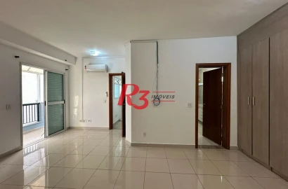 Casa 4 quartos e 4 vagas para locação na Ponta da Praia - Santos/SP