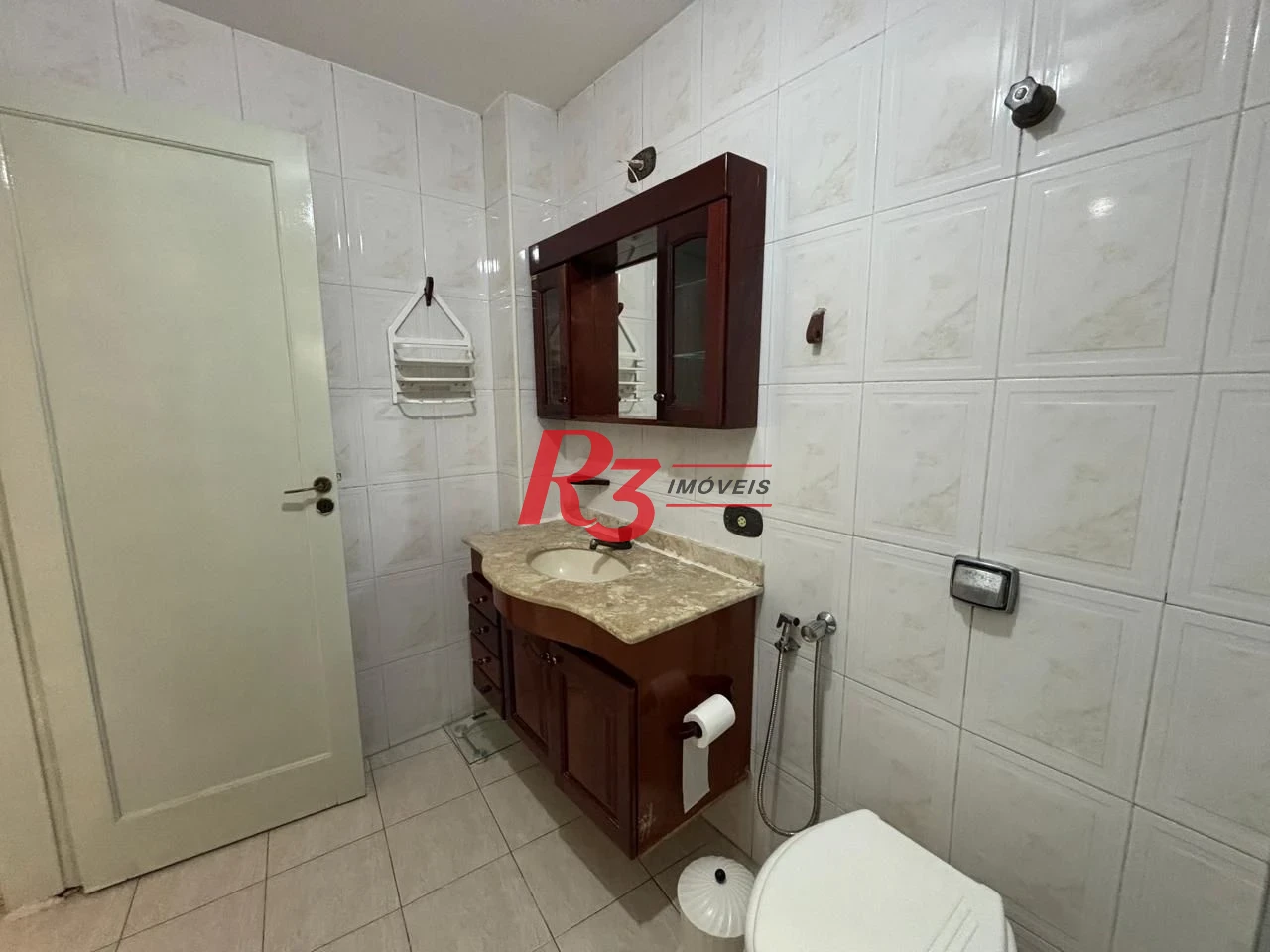 Apartamento com 1 dormitório à venda, 69 m² por R$ 320.000,00 - Gonzaga - Santos/SP