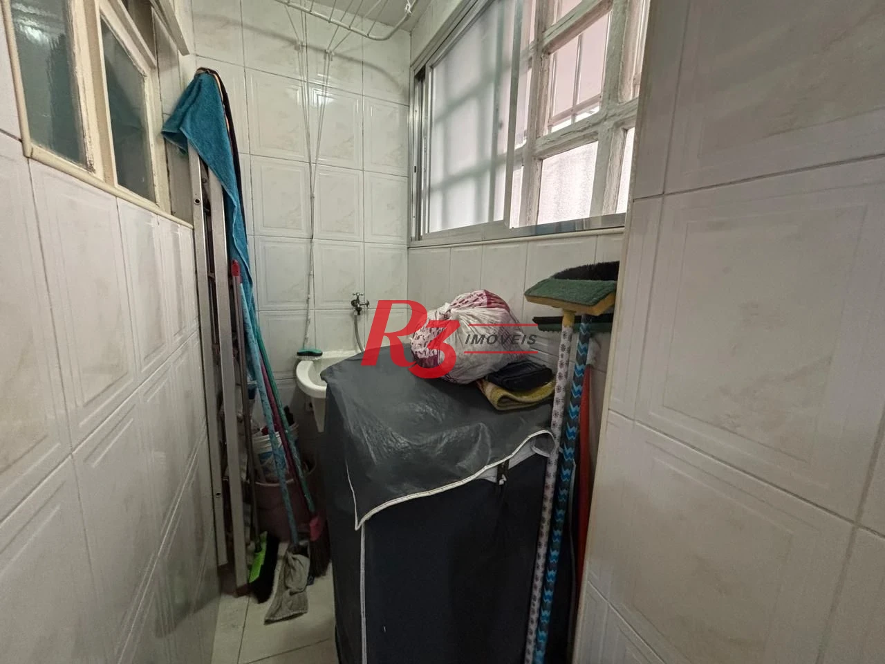 Apartamento com 1 dormitório à venda, 69 m² por R$ 320.000,00 - Gonzaga - Santos/SP