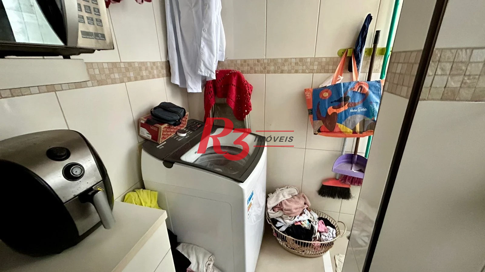 Apartamento com 2 dormitórios à venda, 57 m² por R$ 315.000,00 - Aparecida - Santos/SP