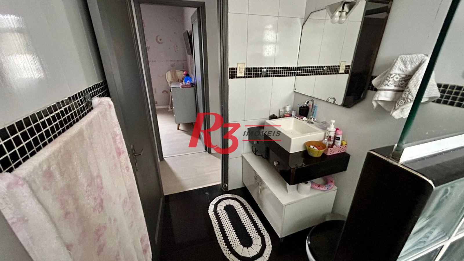Apartamento com 2 dormitórios à venda, 57 m² por R$ 315.000,00 - Aparecida - Santos/SP