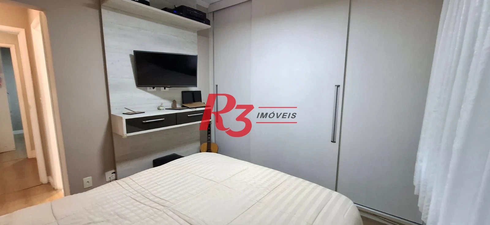Apartamento com 2 dormitórios à venda, 104 m² por R$ 690.000,00 - Marapé - Santos/SP