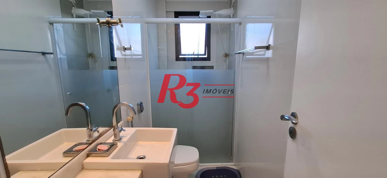 Apartamento com 2 dormitórios à venda, 104 m² por R$ 690.000,00 - Marapé - Santos/SP