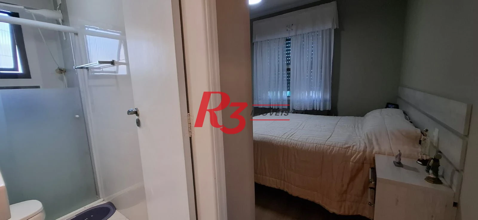 Apartamento com 2 dormitórios à venda, 104 m² por R$ 690.000,00 - Marapé - Santos/SP