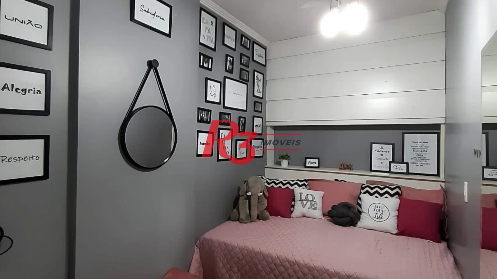 Apartamento com 2 dormitórios à venda, 104 m² por R$ 690.000,00 - Marapé - Santos/SP