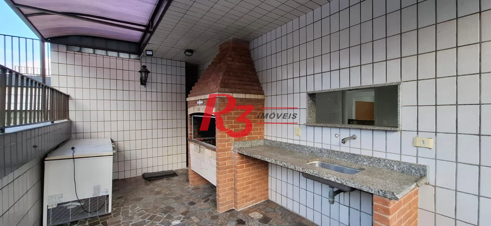 Apartamento com 2 dormitórios à venda, 104 m² por R$ 690.000,00 - Marapé - Santos/SP