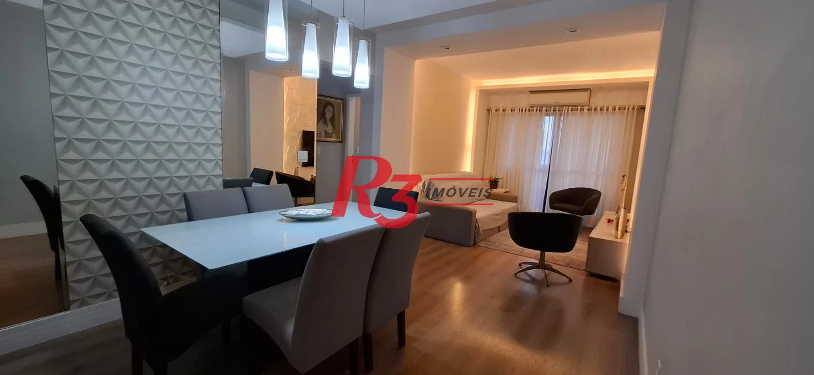 Apartamento com 2 dormitórios à venda, 104 m² por R$ 690.000,00 - Marapé - Santos/SP