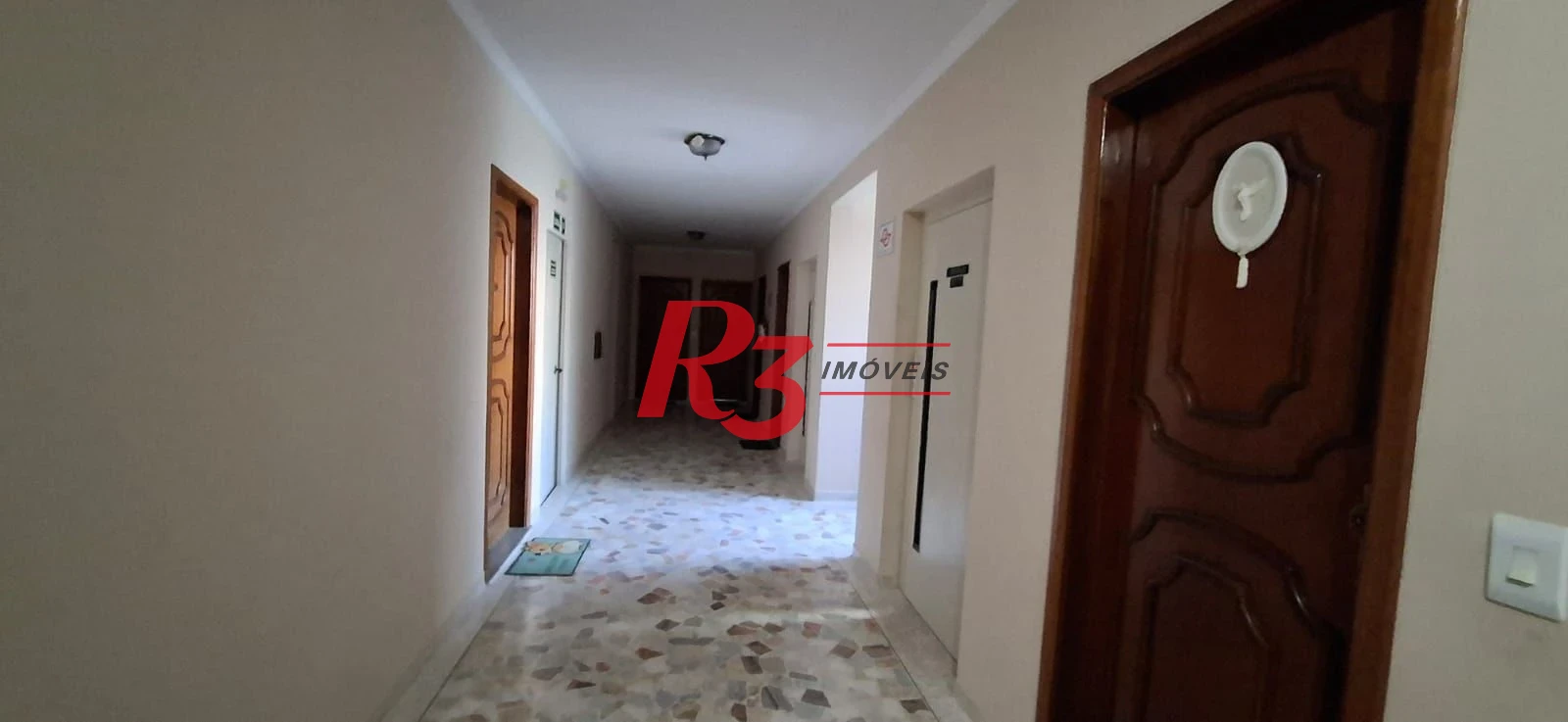 Apartamento com 2 dormitórios à venda, 104 m² por R$ 692.000,00 - Marapé - Santos/SP